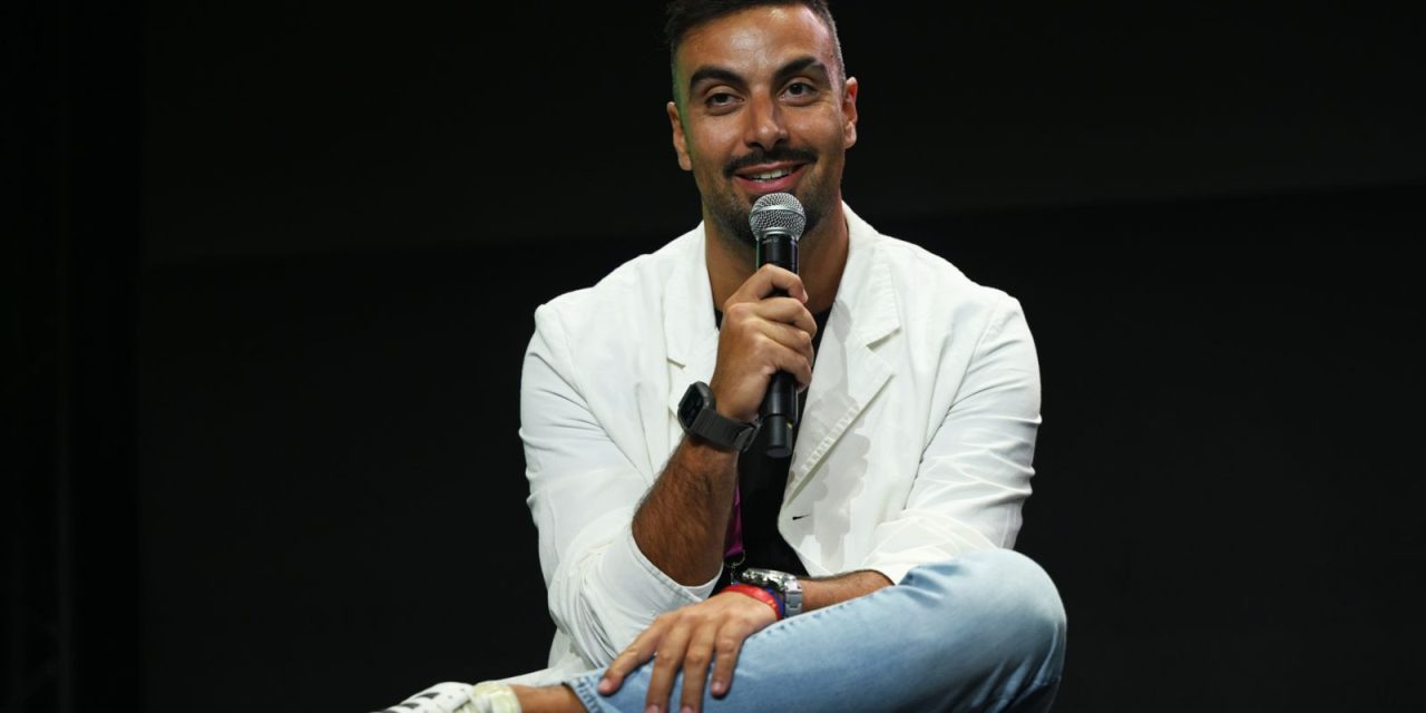 Keeping it virtually real for sports fans